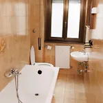 Rhome Vatican Apts *