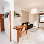 Rhome Vatican Apts شقة *